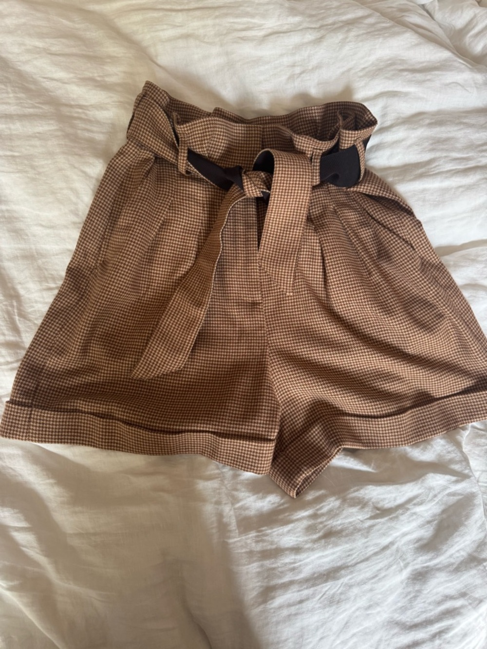 High-Waist Paperbag Shorts in Brown Houndstooth wool from Paris